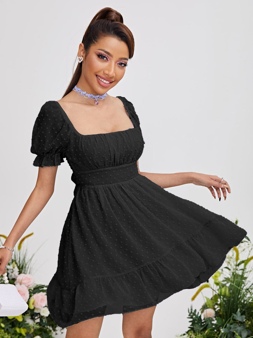 Heidi-Mode | Swiss Dot Quadratischer Hals Mini Kleid