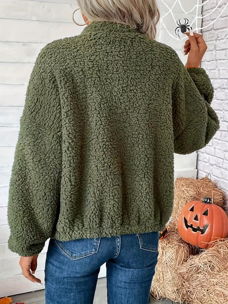 Jacke mit Reißverschluss und Schultern aus Teddy
