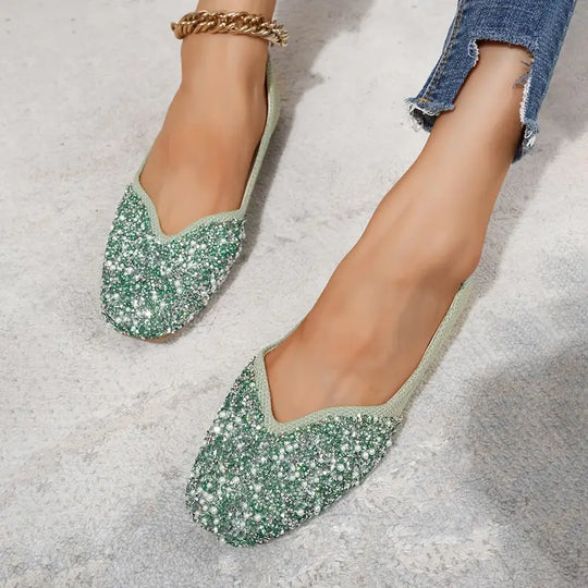 Heidi-Mode | Elegante Flache Schuhe mit Quadratischer Nietenverzierung