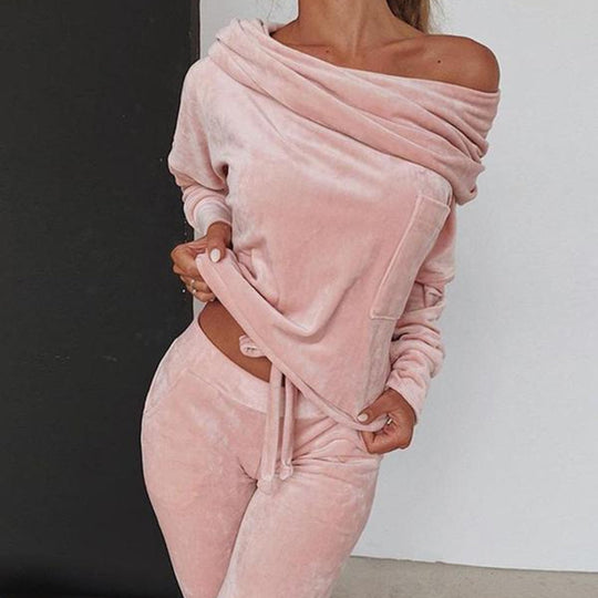 Heidi-Mode | Modischer Off Shoulder Jogginganzug