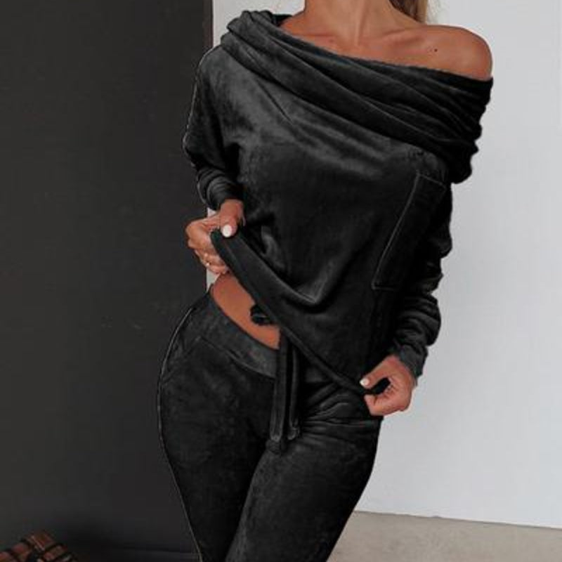 Heidi-Mode | Modischer Off Shoulder Jogginganzug