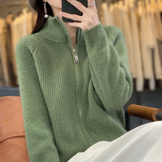 Heidi-Mode | Klassischer und eleganter Wintercardigan