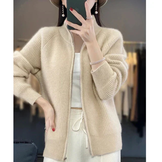 Heidi-Mode | Klassischer und eleganter Wintercardigan