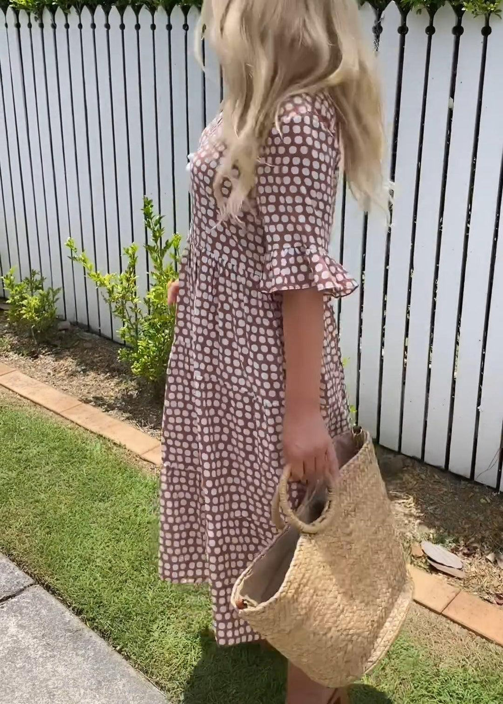 Lässiges Polka-Dot-Kleid