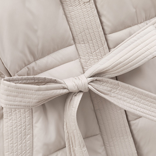 Heidi-Mode | Damen Pufferjacke mit Kapuze und Gürtel