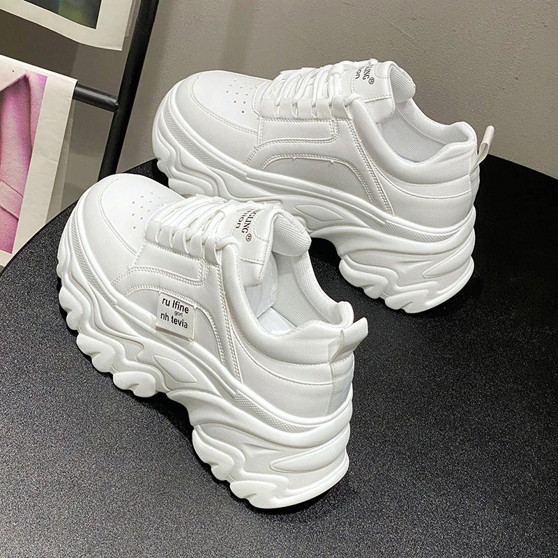 Bequeme Und Klobige Plateau-Sneakers