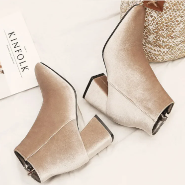 Heidi-Mode | Elegante Stiefeletten mit Quadratzehen und Hohem Absatz Damen Stiefeletten