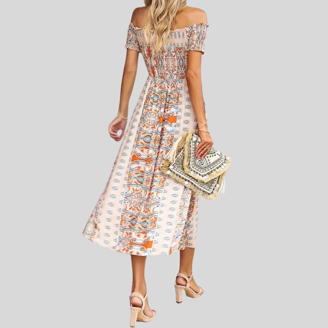 Langes Boho-Kleid mit freien Schultern und Rüschen