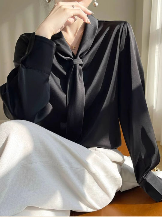Heidi-Mode | Elegantes Langarmshirt mit Fließendem Kragen
