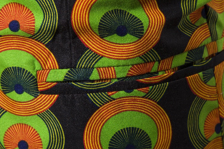 Damen Blazer mit auffälligem afrikanischem Muster und taillierter Passform Heidi-Mode