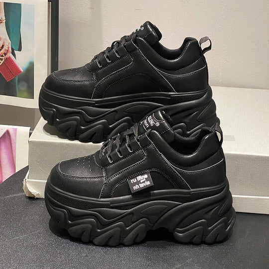 Bequeme Und Klobige Plateau-Sneakers