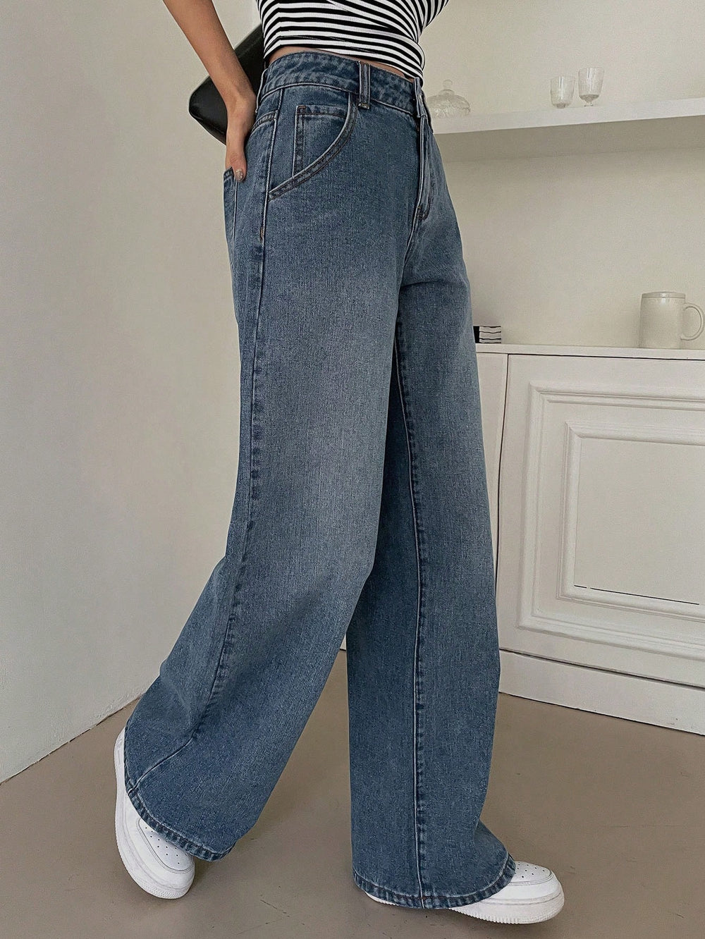 Heidi Mode | Figurschmeichelnde High-Waist Weite Jeans