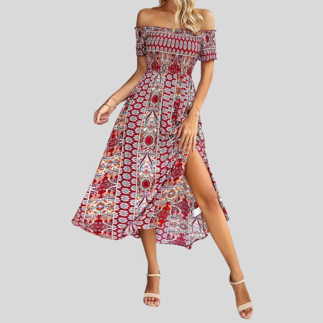 Langes Boho-Kleid mit freien Schultern und Rüschen