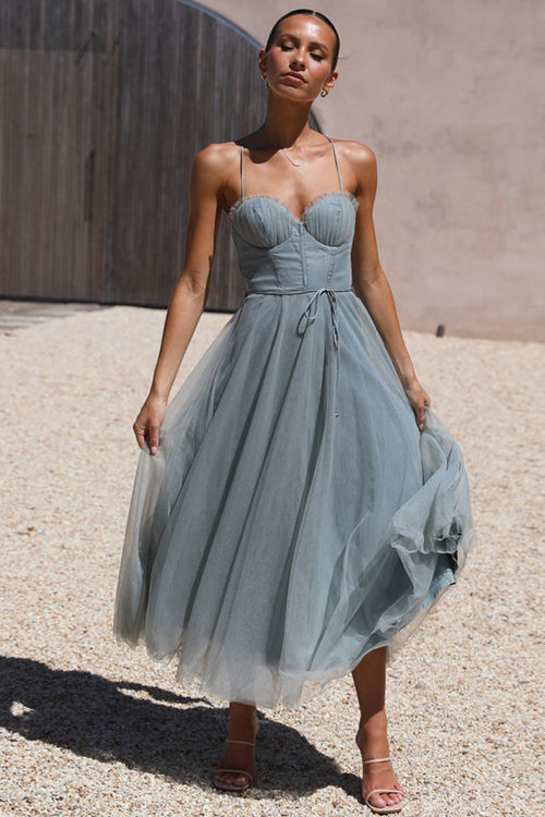 Heidi-Mode | Rare Beauty Tüll Rückenfreies Midi Kleid