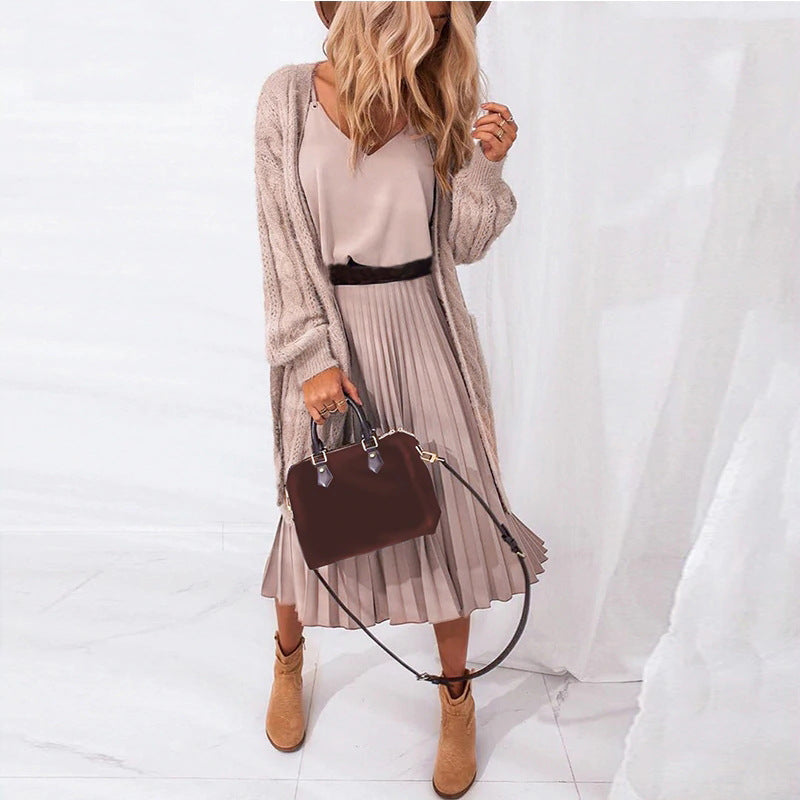 Damen Plissee Midi-Kleid mit Spaghettiträgern und schmeichelnder Silhouette Heidi-Mode
