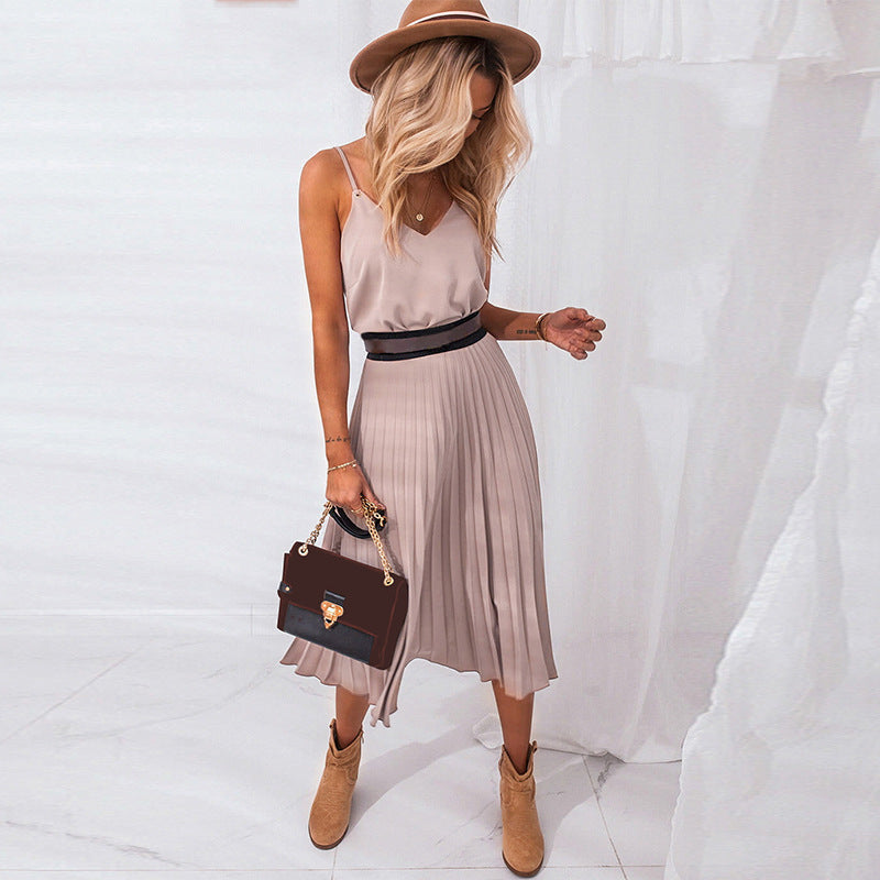 Damen Plissee Midi-Kleid mit Spaghettiträgern und schmeichelnder Silhouette Heidi-Mode
