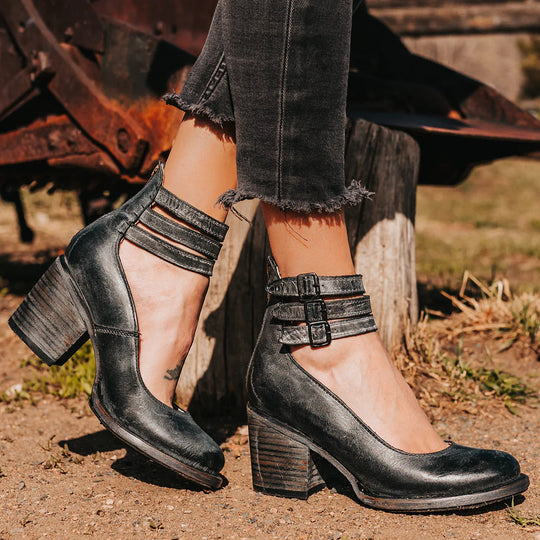 Heidi-Mode | Komfortable und elegante Stiefelette