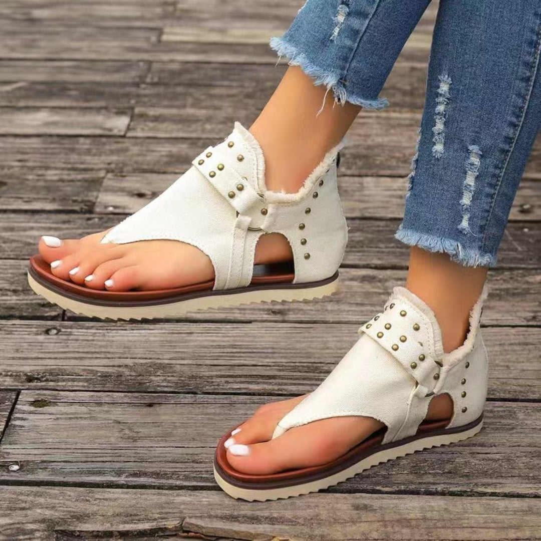 Heidi-Mode | Nieten Rohsaum Flache Sandalen