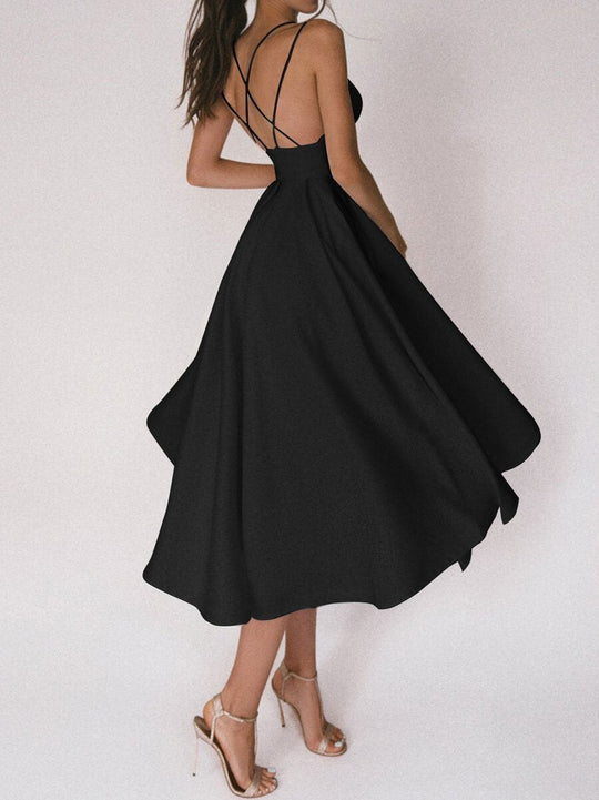 elegante avondjurk met diepe v-hals