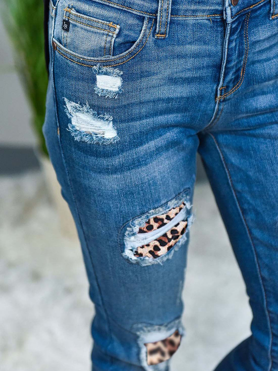 Heidi-Mode | Schlank Leopard Patch Revnet Jeans