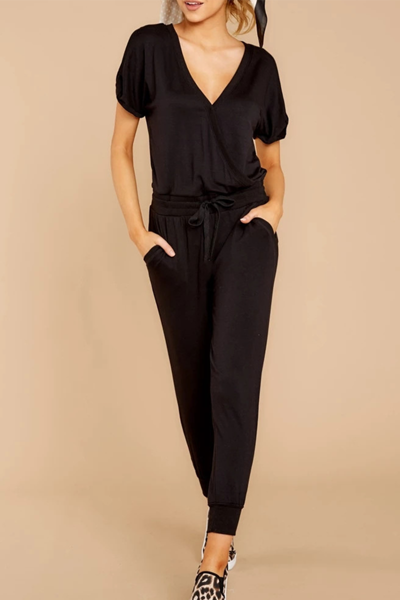 V-Ausschnitt Jumpsuit mit Taillengürtel, knöchellang und kurzen Ärmeln