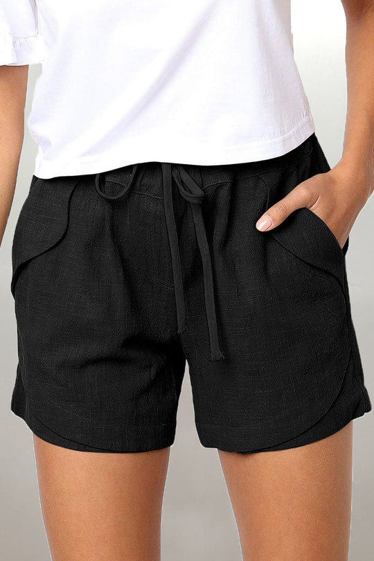 Shorts mit Kordelzug in der Taille und schrägen Taschen