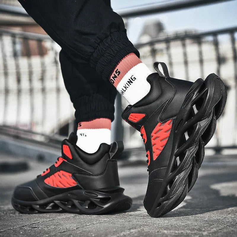 Heidi-Mode | Sporty shoes with camouflage sole