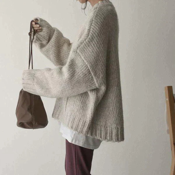 Übergroßer elfenbeinweißer Cardigan mit Vordertasche