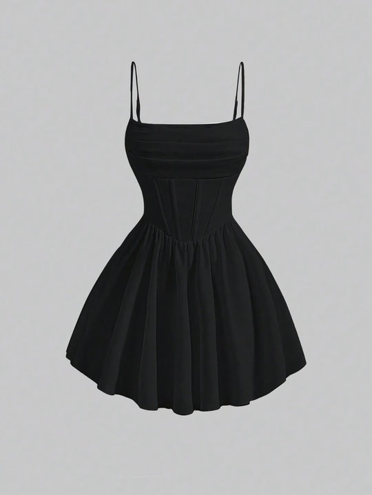 Heidi Mode | Plissiertes Strapskleid mit Reißverschluss auf der Rückseite