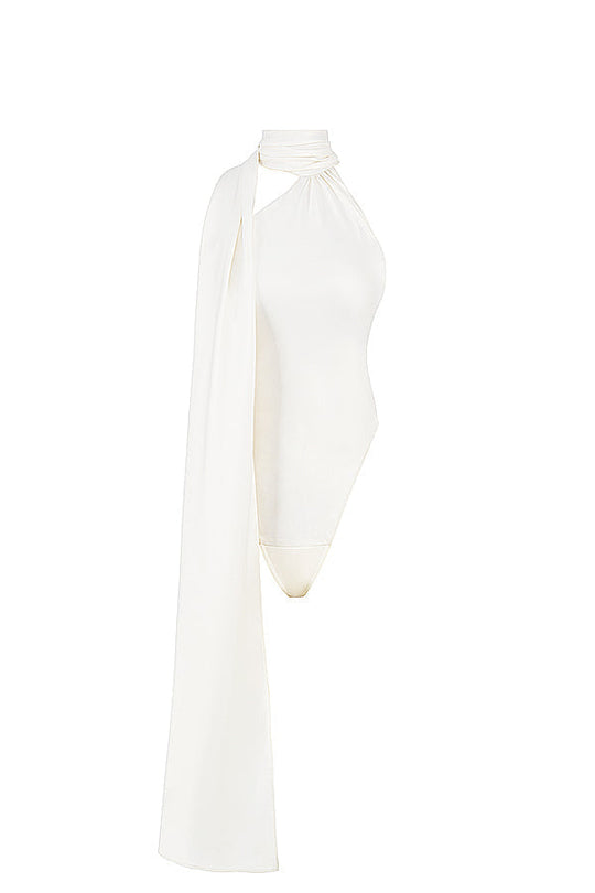 Heidi-Mode | Ivory Satin Bodysuit mit Rundhalsausschnitt und Grauen Lockeren Hosen