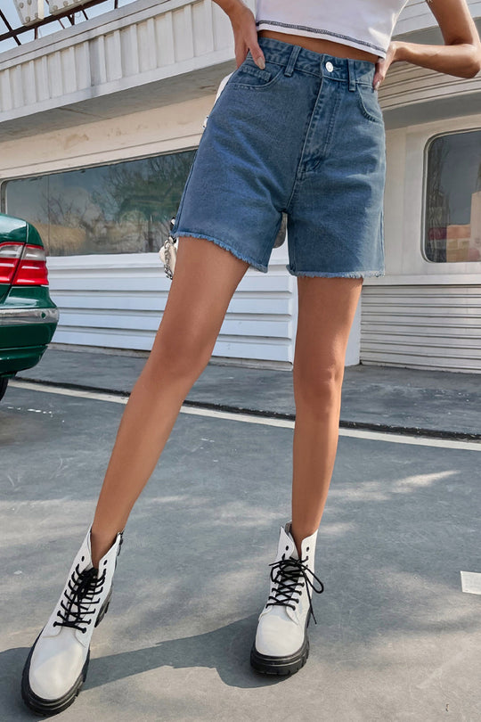 einfarbige französische Denim-Shorts mit rohem Saum