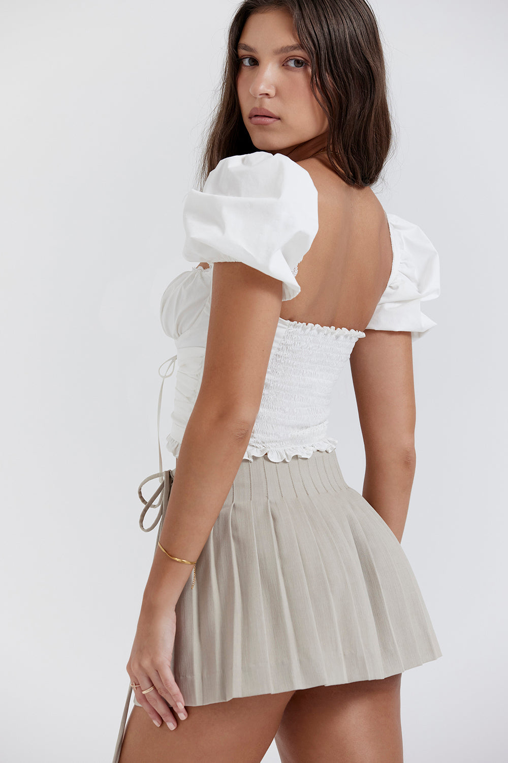 Heidi-Mode | Weiße Gefaltete Top mit Stein Gefaltet Mini Wickelrock