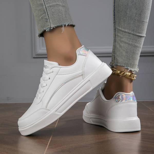 Heidi-Mode | Sneaker Weiße Sneaker mit Gold/Silber Details
