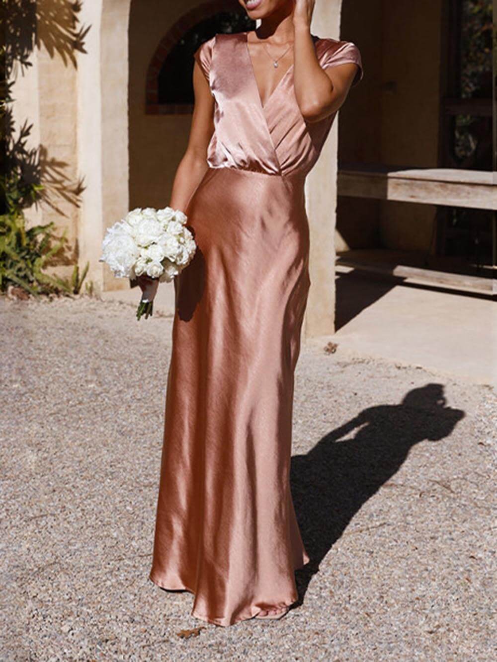 Heidi-Mode | Satin-Fishtail-Maxikleid mit V-Ausschnitt für Damen