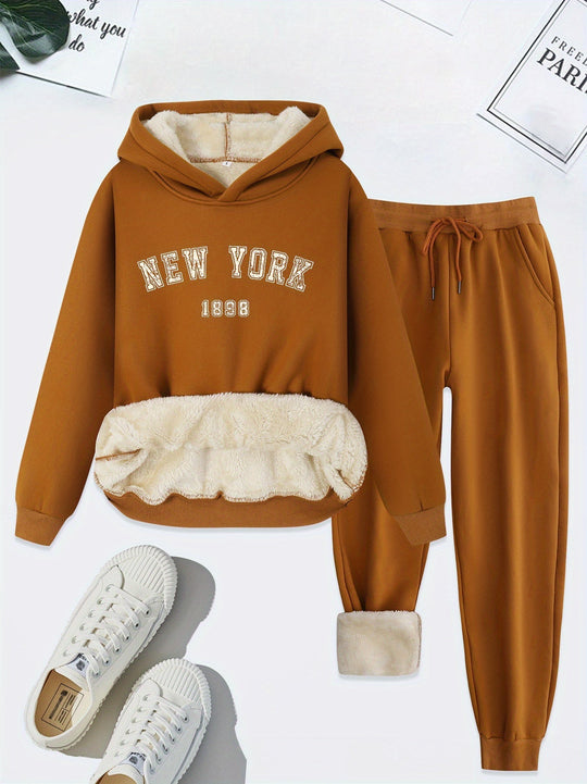 Heidi-Mode | Warmer Hoodie Und Kordelzughose Trainingsanzug Mit 'New York' Druck Für Damen