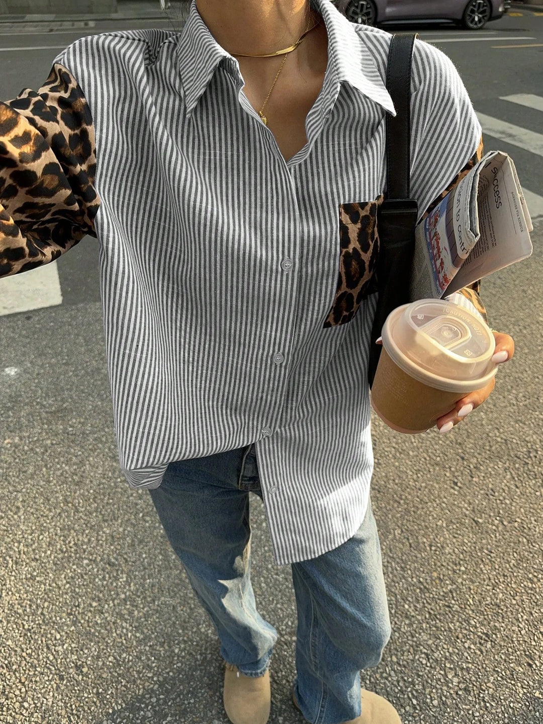 Heidi-Mode | Damenbluse mit Leo-Details Auffällig, Locker & Streetstyle Bereit