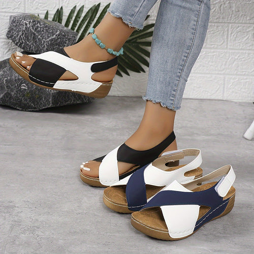 Heidi-Mode | Moderne Farbblock Sandalen