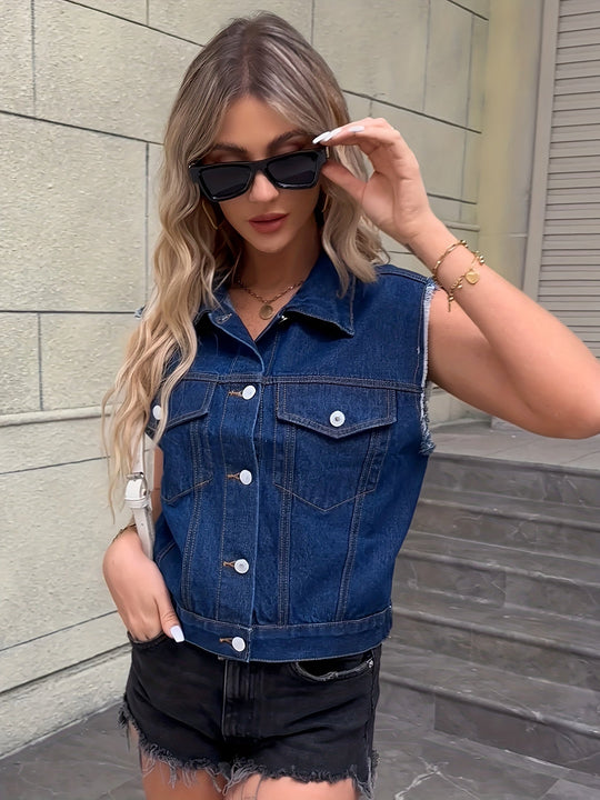 Ärmellose Jeansjacke mit Pattentaschen