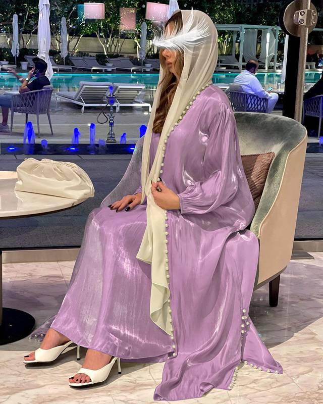 Heidi-Mode | 2 Teile Set Satin Perlen Muslimische Frauen Offene Abaya Kleid mit Innentop Ärmeloses Kleid