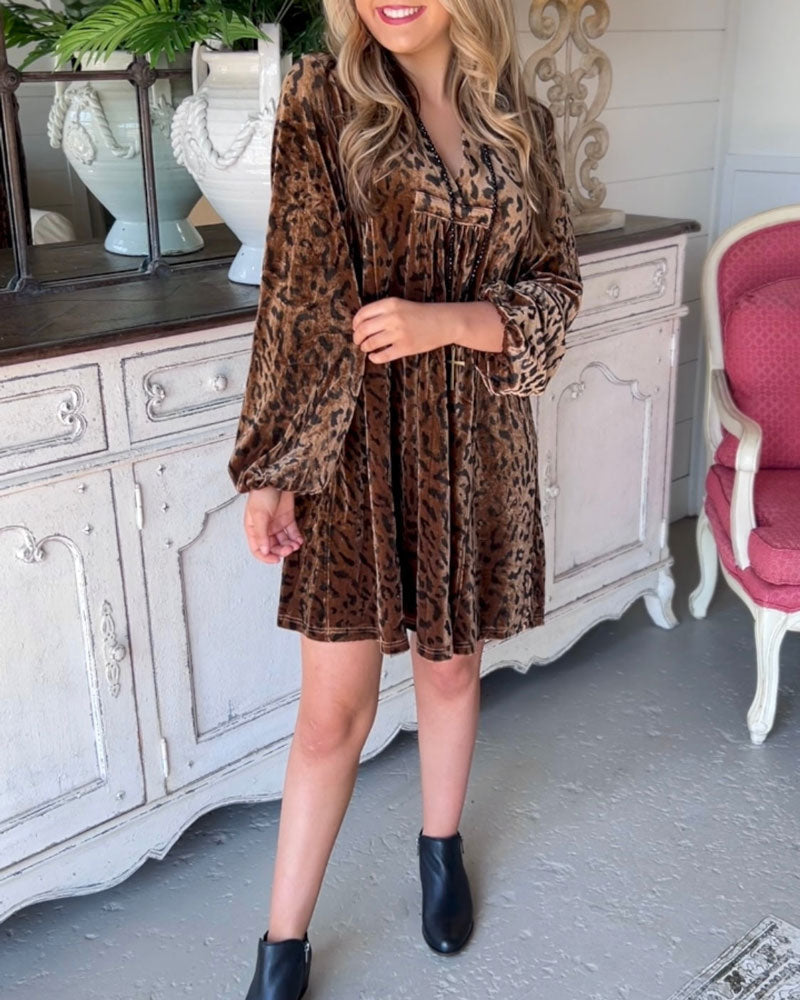Heidi-Mode | Wechselnde Jahreszeiten Mode Leopard Samt Kleid