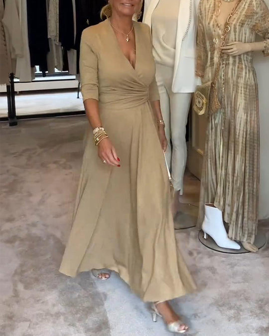 Heidi-Mode | Elegantes, Einfarbiges Kleid mit V-Ausschnitt und Dreiviertelärmeln