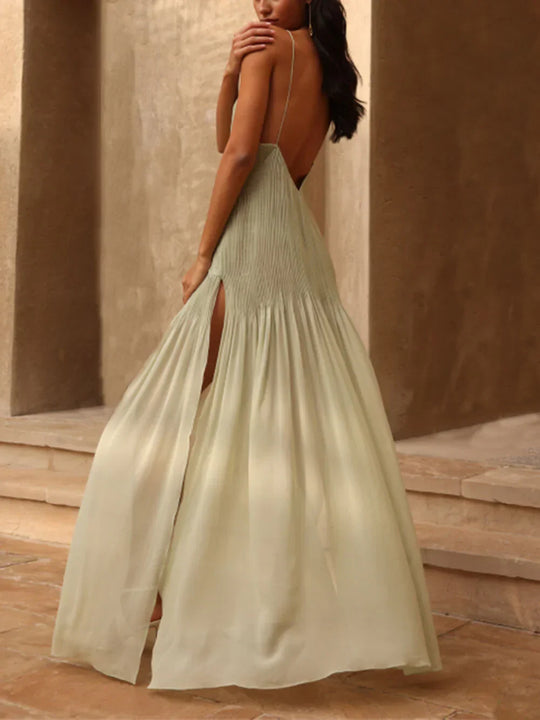 Gerafftes langes Kleid mit Schlitz