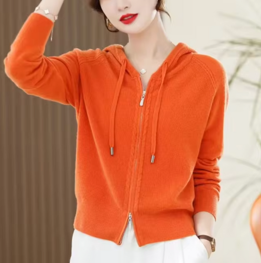 Heidi-Mode | Gestrickter Kaschmir-Hoodie