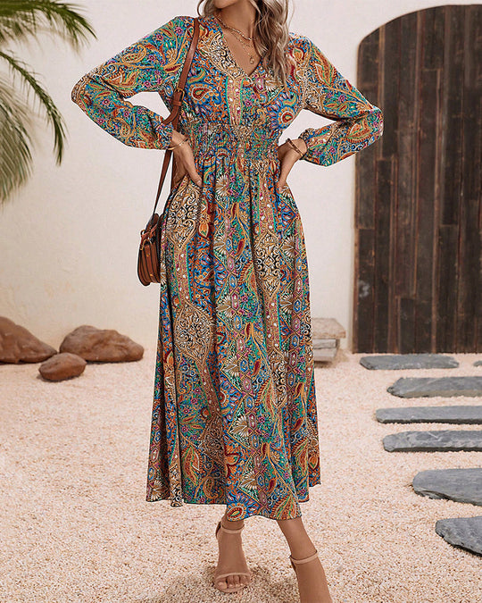 – Elegantes Kleid mit buntem Paisley-Muster