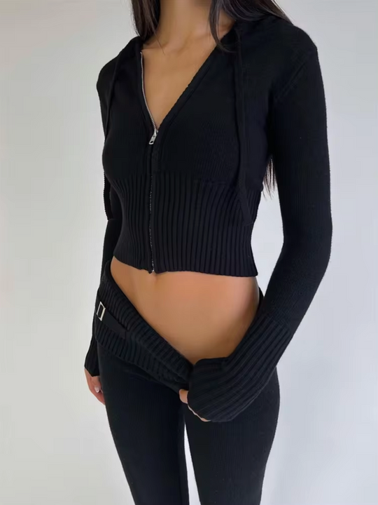 Heidi-Mode | Kurze Strickanzug mit Sweatshirt und Hose
