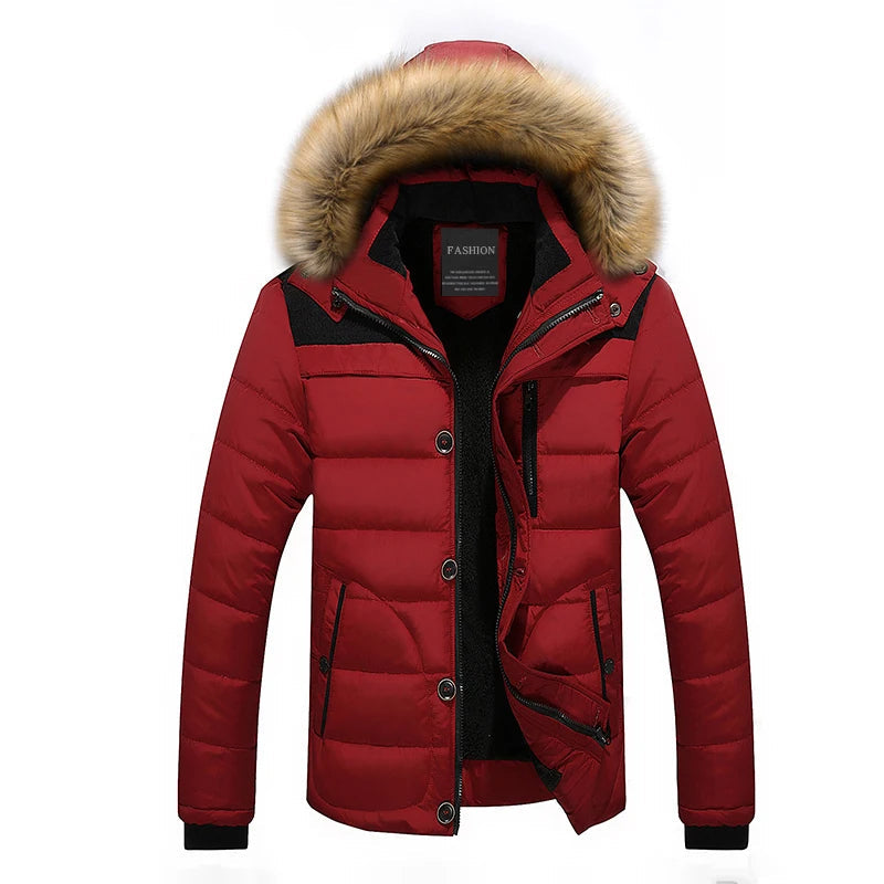 Winterjacke mit Kapuze