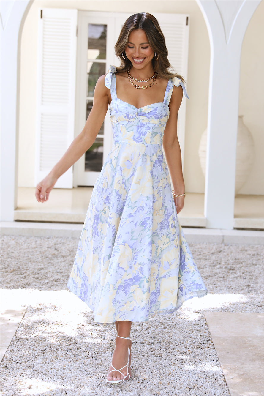 Heidi-Mode | V-Ausschnitt, Ärmellos, Rückenausschnitt, Modische Abendkleid