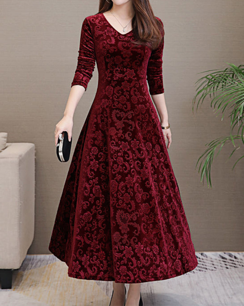 Klassisches Damenkleid mit mittellangen Ärmeln und Allover-Design