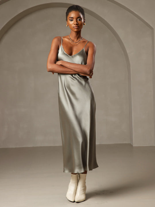 Heidi-Mode | Lange Seidenkleid mit Spaghetti-Träger