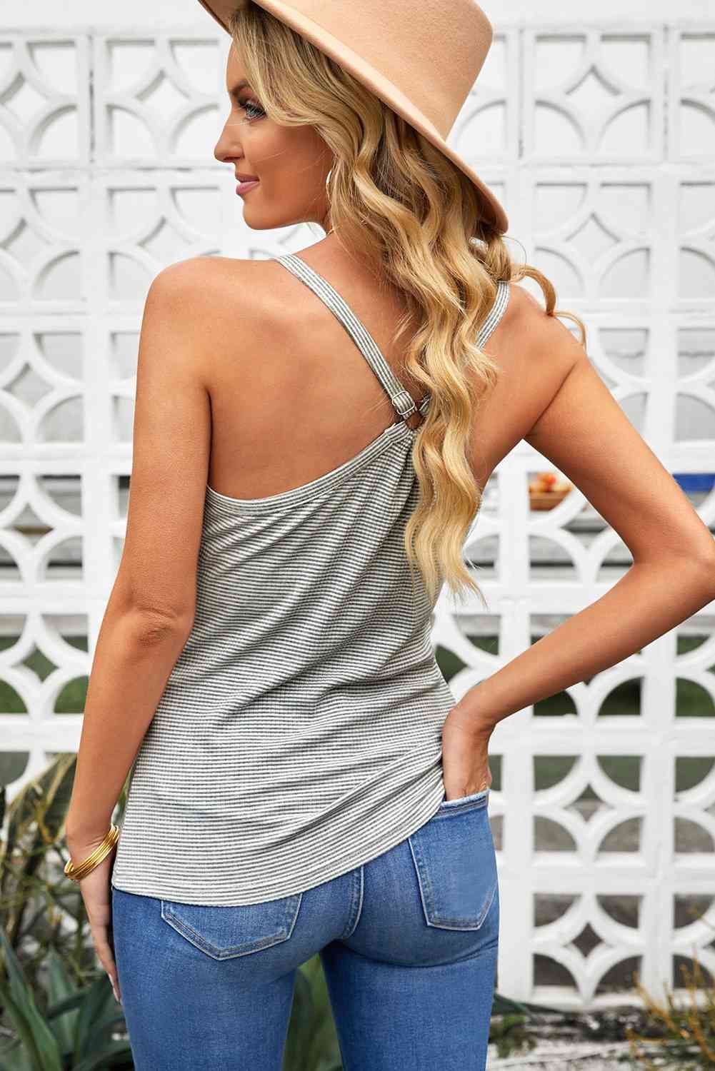 Heidi-Mode | Gestreiftes Henley Tanktop